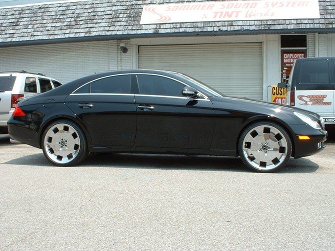 Image for 05 Mercedes Benz CLS500